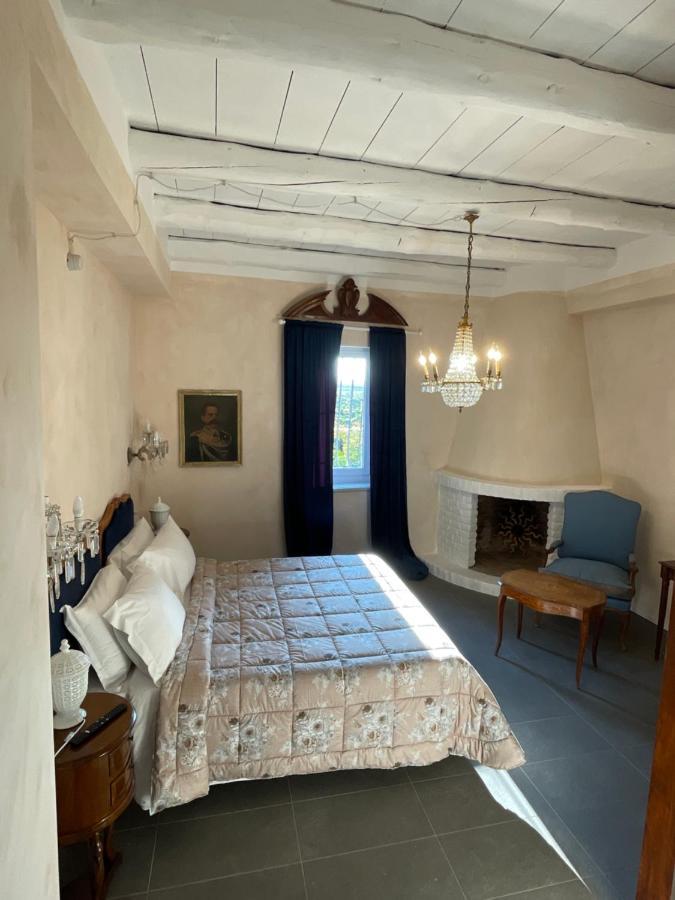 Antica Villa Cuneo- Guest House - "B&B E Non Un Hotel A Cuneo" Eksteriør billede