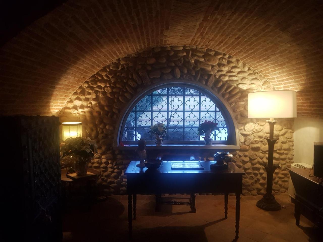 Antica Villa Cuneo- Guest House - "B&B E Non Un Hotel A Cuneo" Eksteriør billede