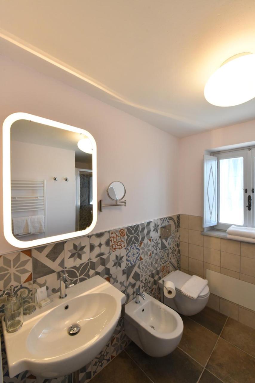 Antica Villa Cuneo- Guest House - "B&B E Non Un Hotel A Cuneo" Eksteriør billede