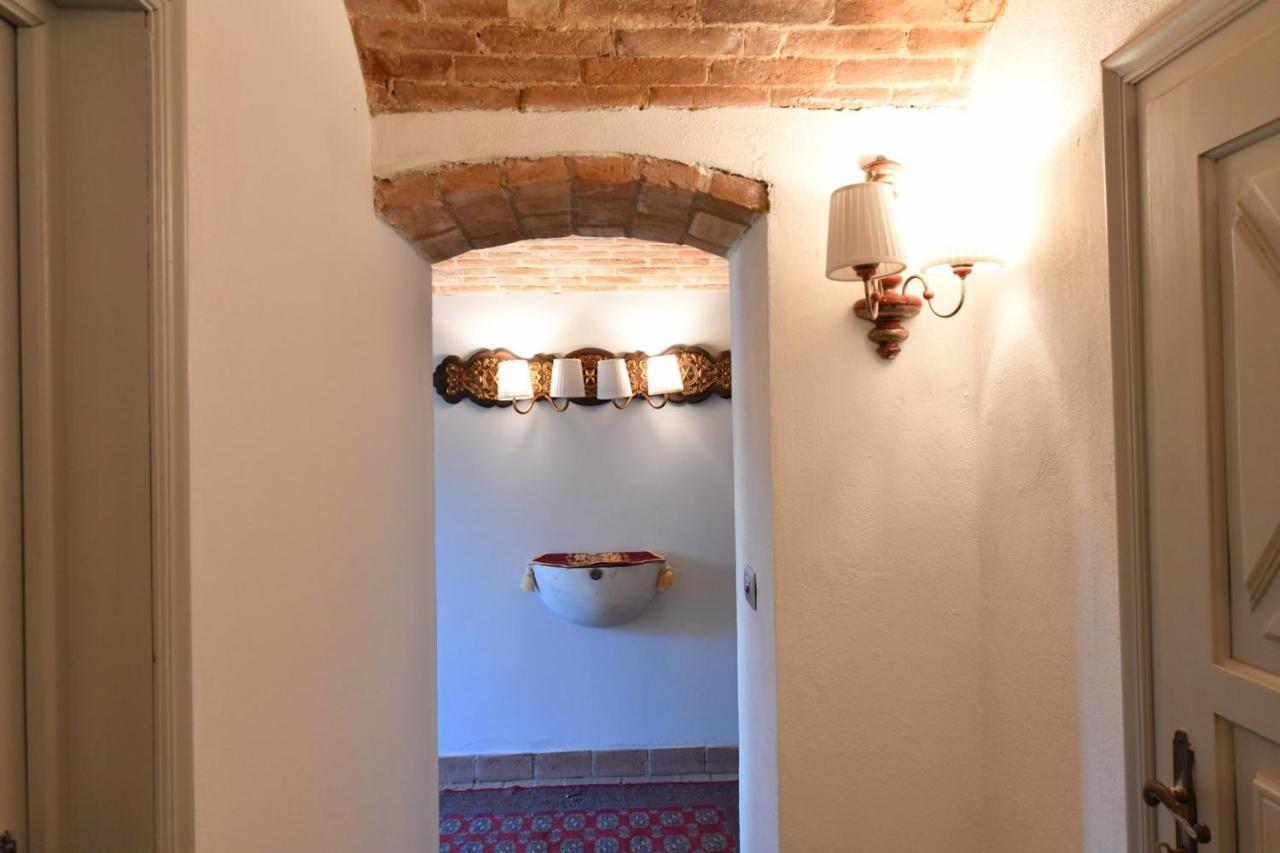 Antica Villa Cuneo- Guest House - "B&B E Non Un Hotel A Cuneo" Eksteriør billede