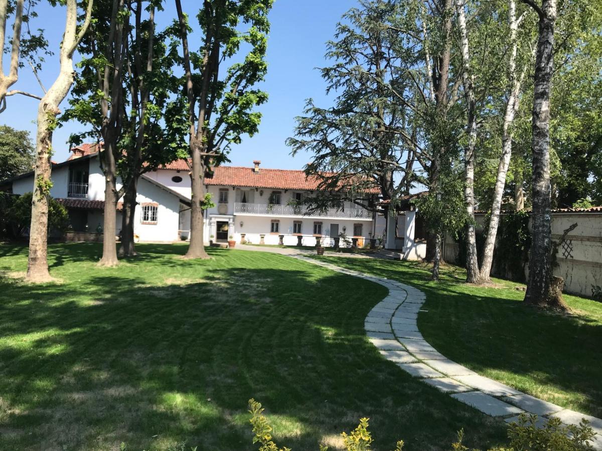 Antica Villa Cuneo- Guest House - "B&B E Non Un Hotel A Cuneo" Eksteriør billede